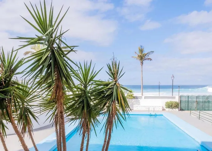 Live Punta Columbus Pool & Beach Front